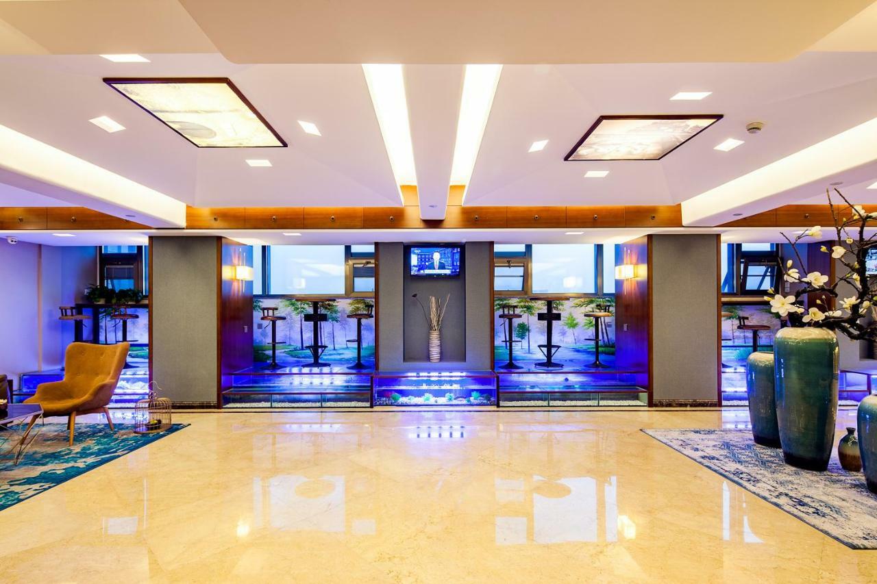 Lujia International Hotel Chengdu Exterior foto